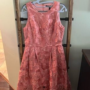Whithouseblack market coral dress lace size 8
